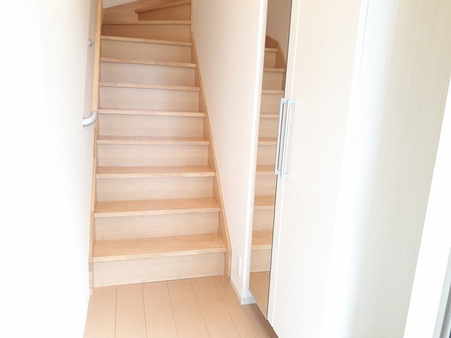 玄関　収納もある玄関です