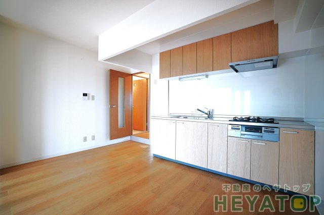 キッチン　システムキッチン完備（同仕様写真）