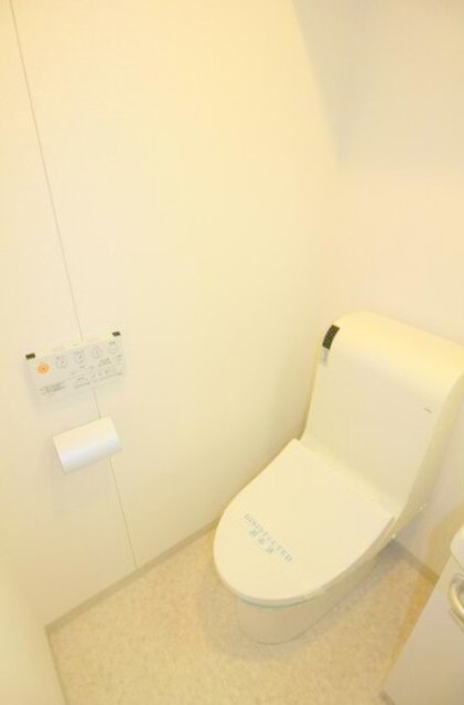 トイレ　（参考写真）