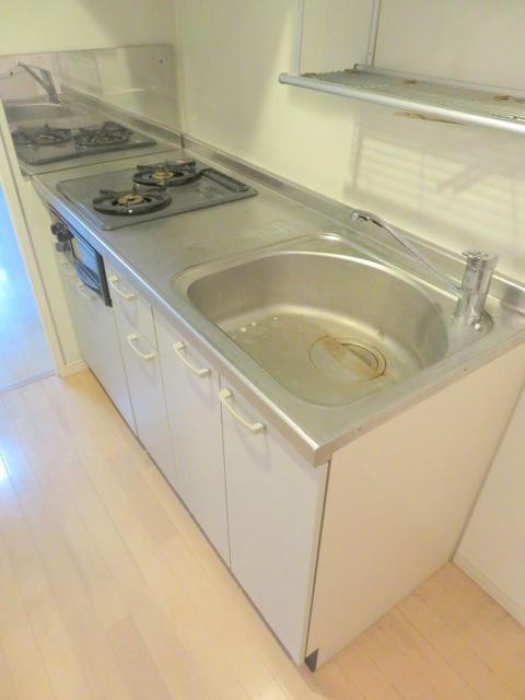 キッチン　※同タイプ部屋写真