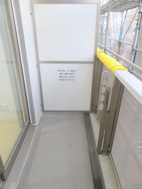 バルコニー　※同タイプ部屋写真