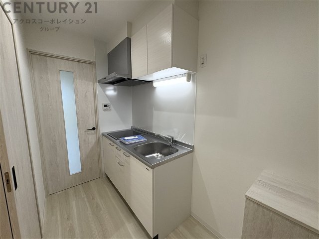 キッチン　シンプルで機能的なシステムキッチン♪