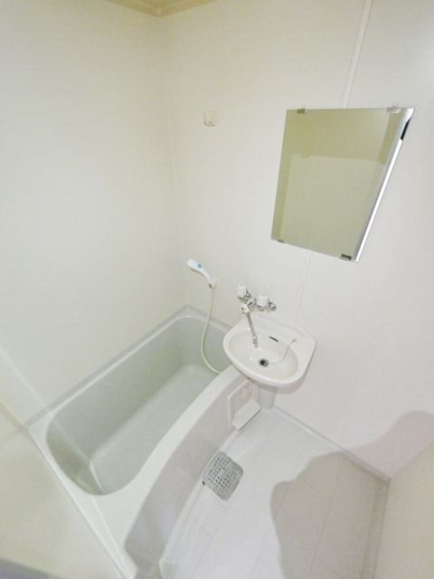 バス・シャワールーム　★お部屋探しはタウンハウジング稲田堤店まで★