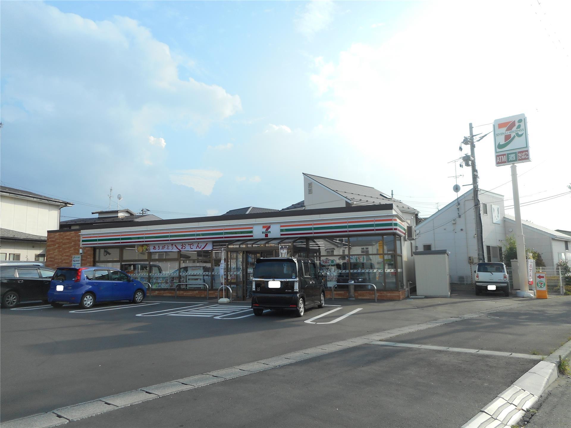 コンビニ　セブンイレブン八戸長苗代2丁目店（コンビニ）まで415m