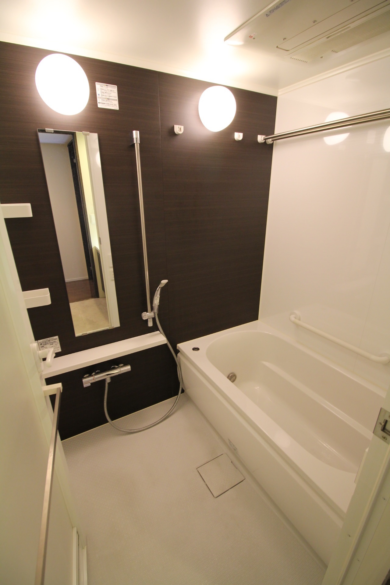 バス・シャワールーム