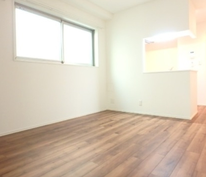 居室・リビング　☆明るい洋室☆