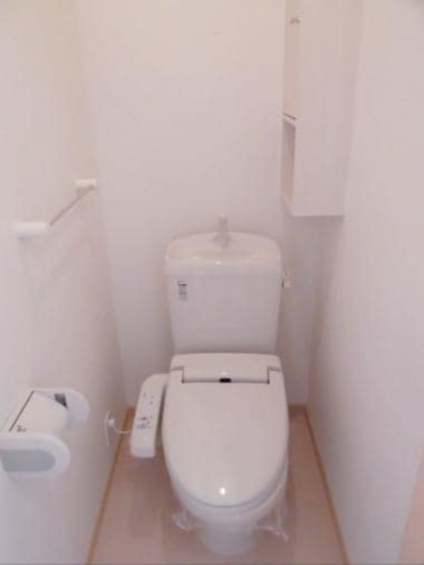 トイレ　図面と現状に相違がある場合には現状を優先