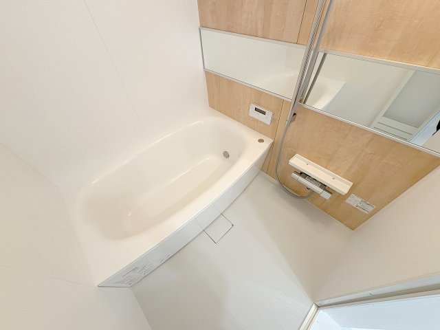 バス・シャワールーム　お風呂です