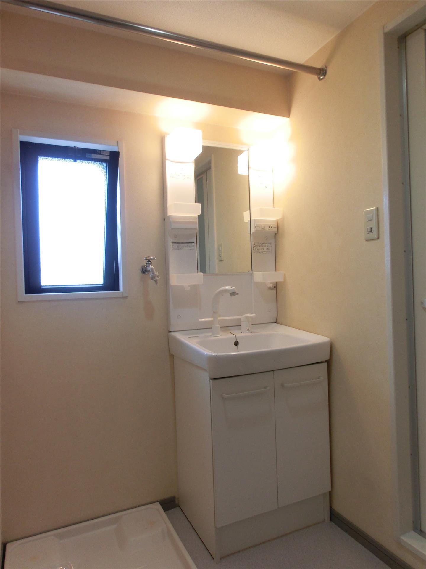 洗面設備　同タイプ別部屋の写真です