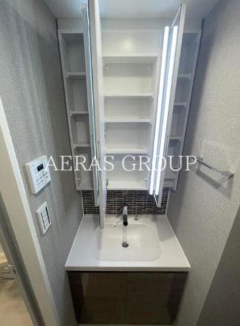 洗面設備　同仕様