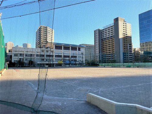 中学校　江東区立深川第五中学校（中学校）まで649m