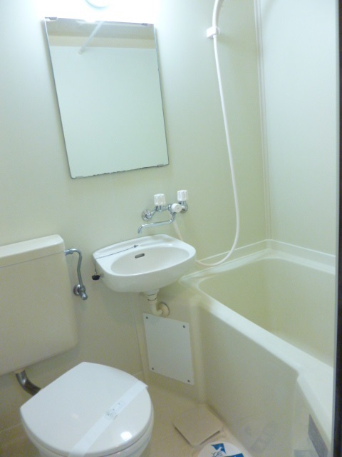 バス・シャワールーム　バスルーム
