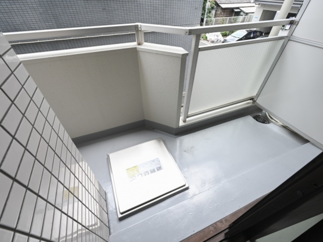 バルコニー　バルコニーあります