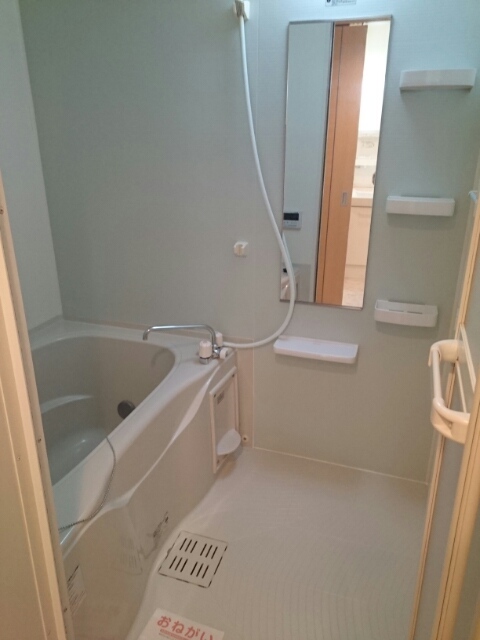 バス・シャワールーム　バス