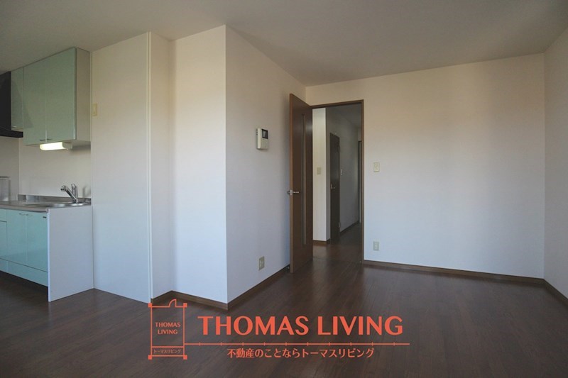 居室・リビング　※実際のお写真ご準備中の為、別部屋お写真をご参照ください。