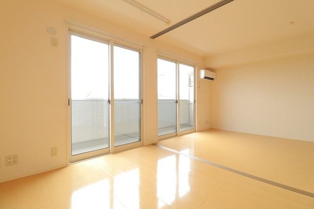 居室・リビング　洋室・リビング