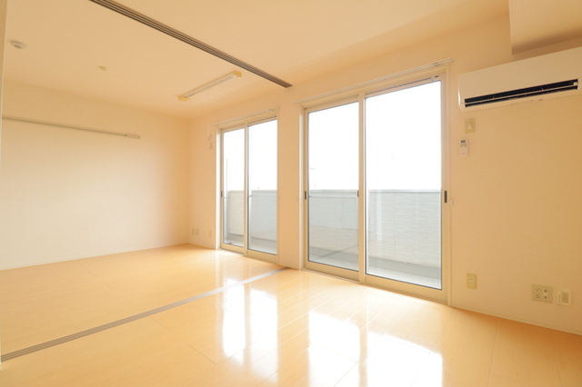 居室・リビング　リビング・洋室