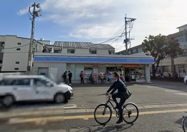 コンビニ　ローソン 第一薬科大前店（コンビニ）まで567m