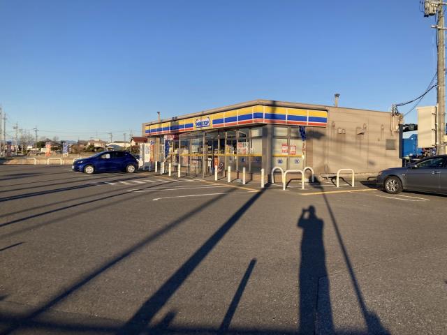 コンビニ　ミニストップ瑞穂宝江店（コンビニ）まで975m