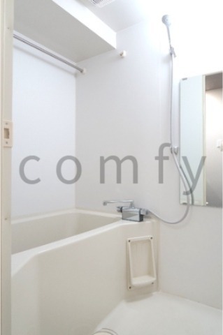 バス・シャワールーム　バスルーム