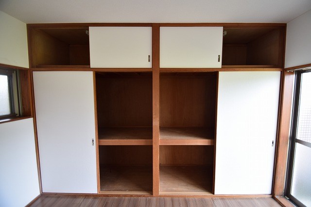 収納　別室参照