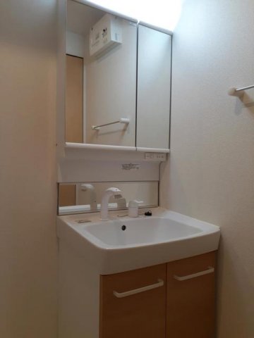 洗面設備　洗面所です