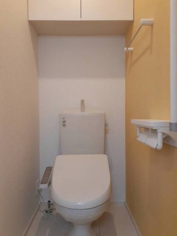 トイレ　落ち着いたトイレです