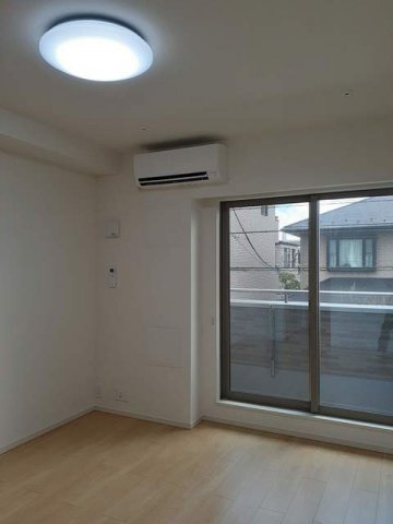 居室・リビング　ゆったりとした居間です