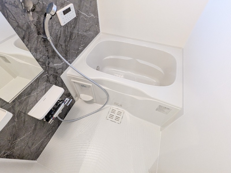 バス・シャワールーム　図面と現状に相違がある場合には現状を優先