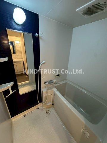 バス・シャワールーム　お風呂で日々の疲れを落としましょう