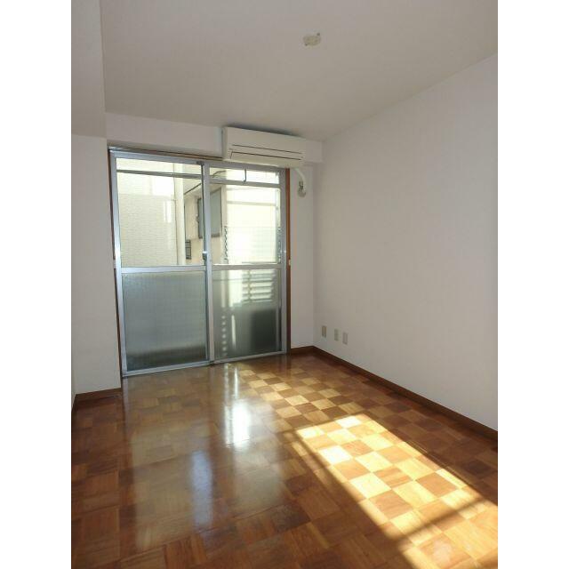 居室・リビング　洋室５．３帖