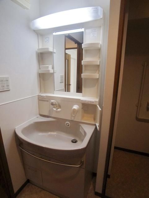 洗面設備　♪洗髪洗面化粧台♪