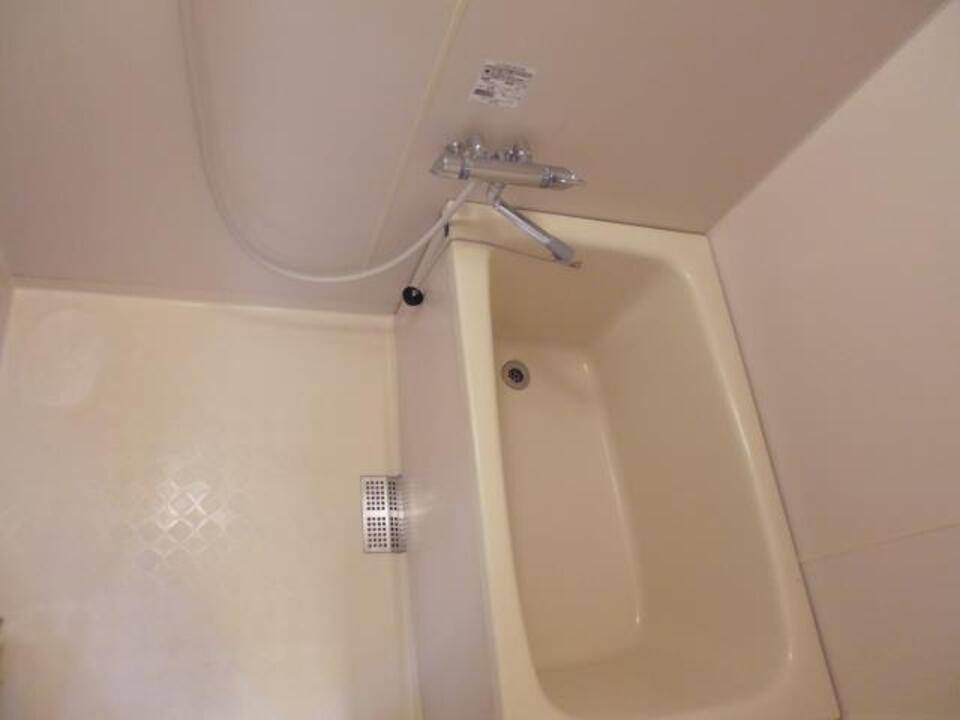 バス・シャワールーム　浴室