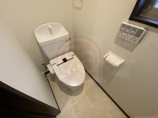 トイレ　コンパクトで使いやすいトイレです