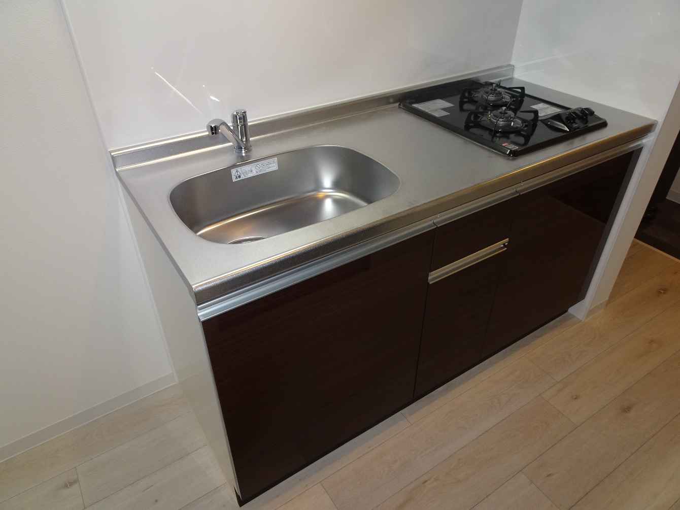 キッチン　同施工会社イメージ！