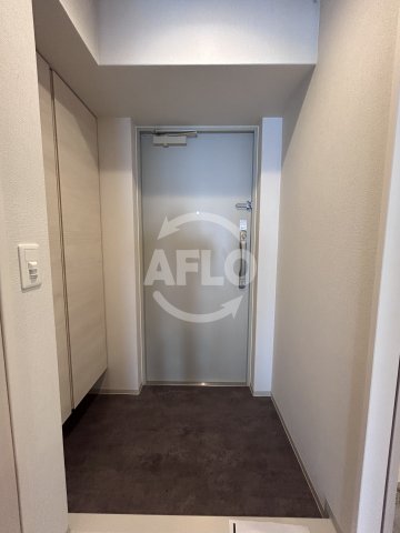 玄関　ベルエール江坂　玄関