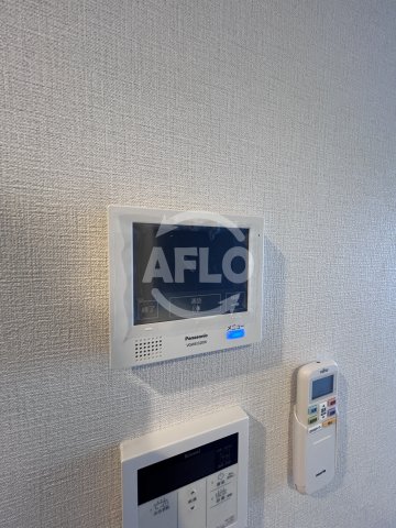 セキュリティ　ベルエール江坂　モニター付きインターホン