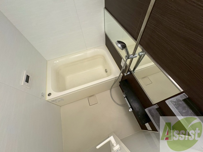 バス・シャワールーム　お風呂です！一日の疲れを癒してくださいね！