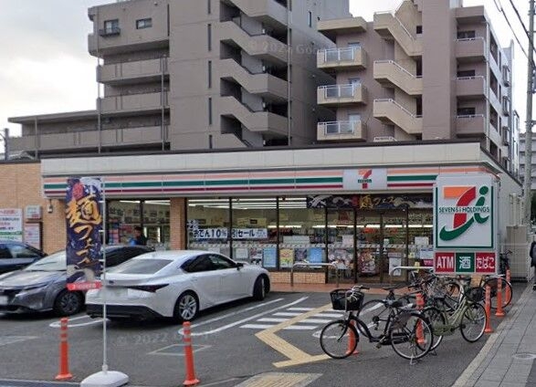 コンビニ　セブン-イレブン西宮甲子園7番町店（コンビニ）まで655m