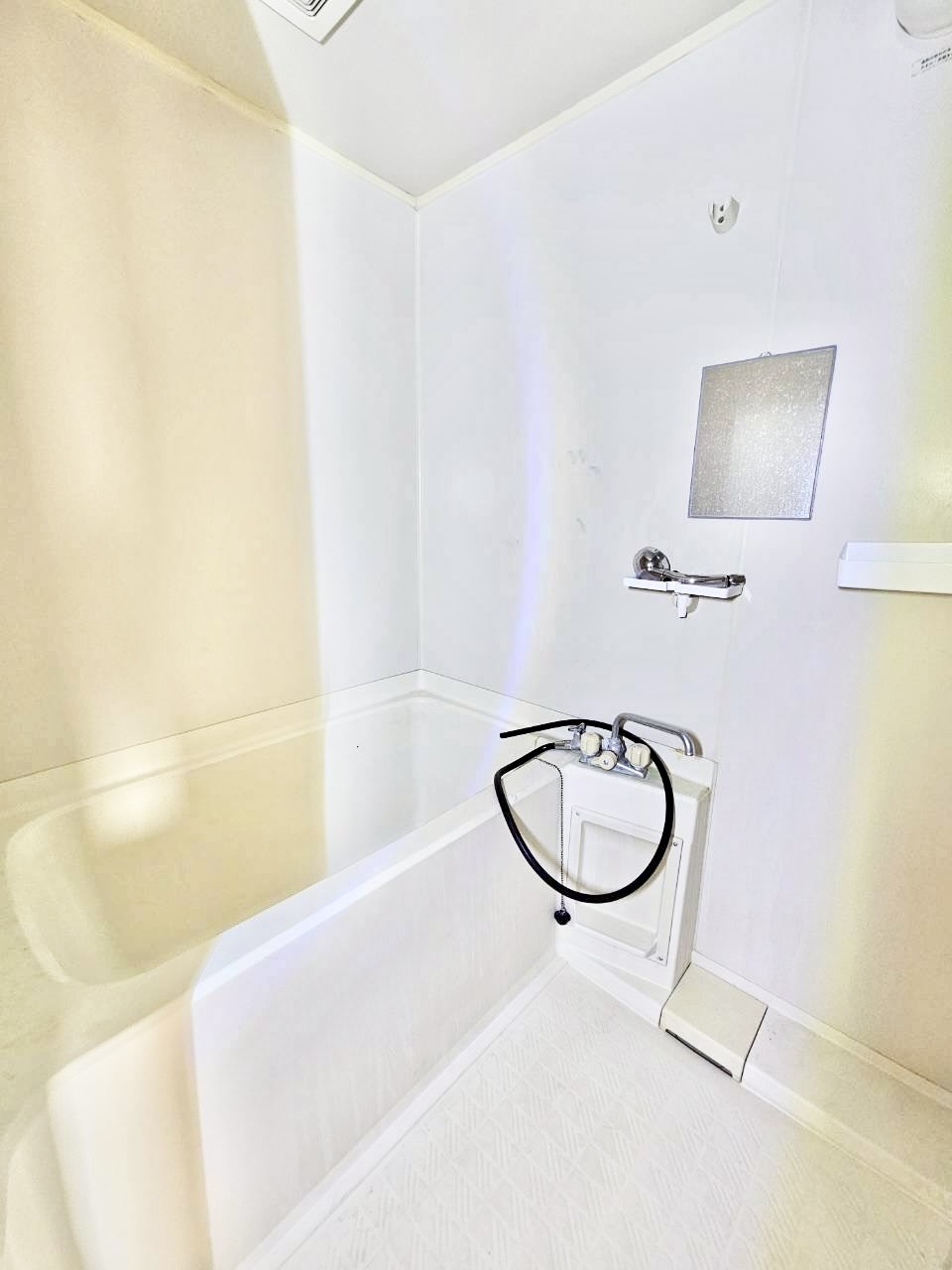 バス・シャワールーム　バストイレ別♪ゆったりお風呂タイムを♪