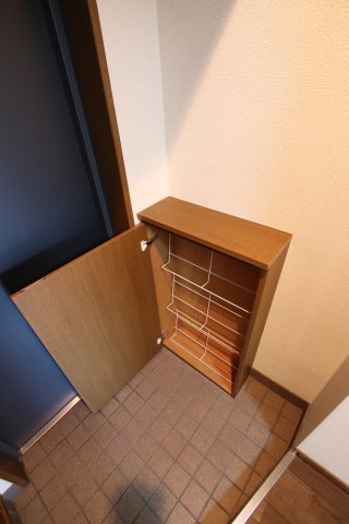 収納　シューズボックス