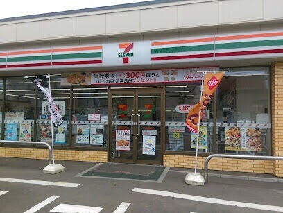 コンビニ　セブンイレブン札幌月寒東3条店（コンビニ）まで388m