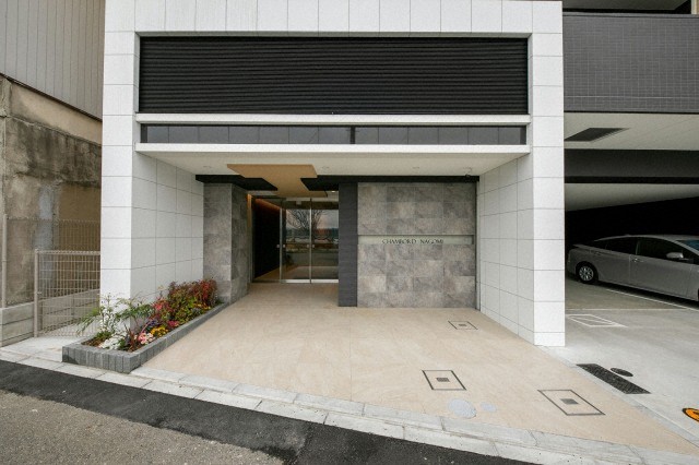 エントランス　エントランス