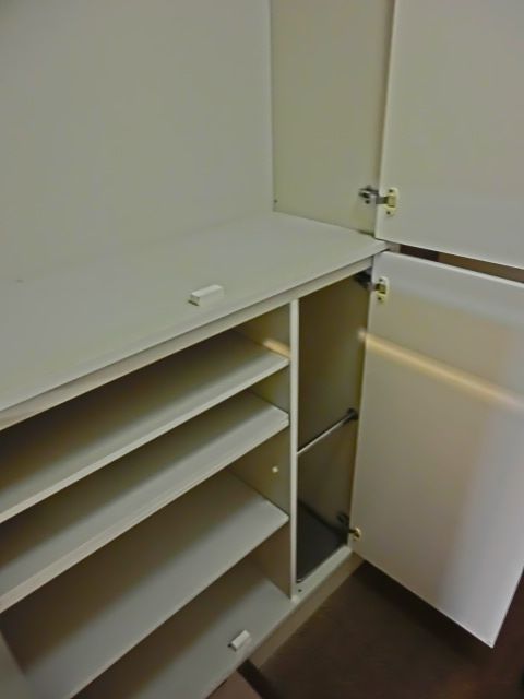 玄関　★大容量のシューズＢＯＸです★