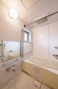 バス・シャワールーム　洗面