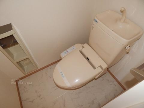 トイレ　シャワー付トイレ