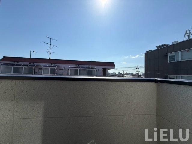 バルコニー　同シリーズ物件のモデルルームになります※現況優先