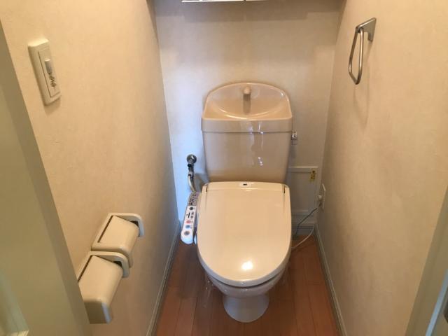 トイレ　トイレ