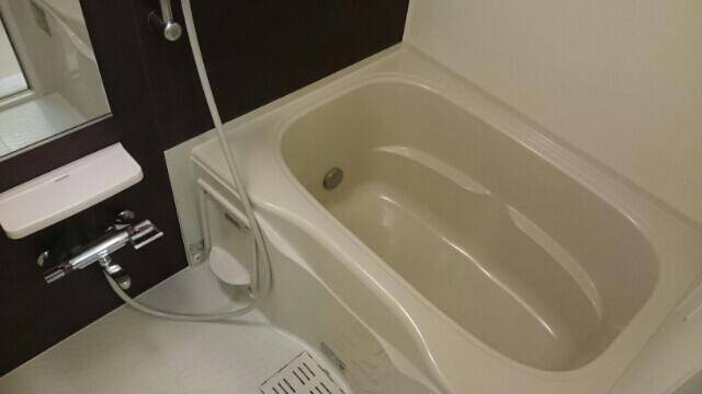 バス・シャワールーム　浴室乾燥機＆追い炊き機能付き