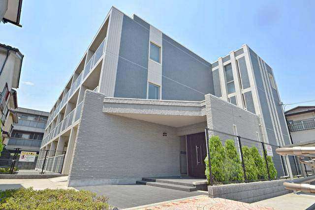 建物外観　オートロック付き